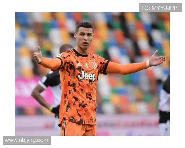 尤文图斯足球明星精彩出场展现卓越技艺与团队合作精神