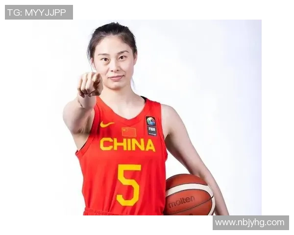 武汉篮球队在世界杯预选赛中以53分稳居积分榜首位展现强劲实力